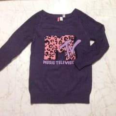 美品 H&M セーター 大きめ ざっくり 紫 かわいい ヒョウ柄 ピンク ニットのサムネイル