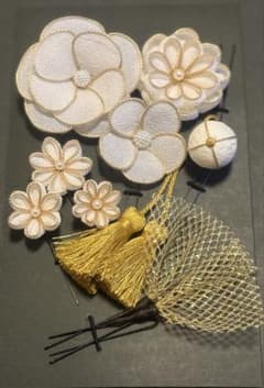 つまみ細工髪飾り、成人式、前撮り、結婚式、卒業式 No,4のサムネイル