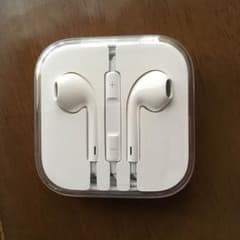 iPhone イヤホンのサムネイル