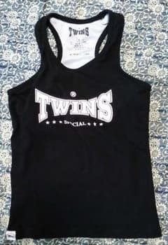 TWINSのタンクトップのサムネイル
