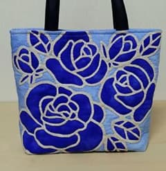 バラのハワイアンキルトバッグ ハワイアンキルトバッグ・バラ - メルカリ