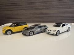 SIKUミニカー 3台セット BMW MINIのサムネイル