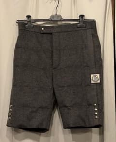 MONCLER GAMME BLEU モンクレールガムブルーウールショートパンツ