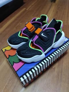 ‼️3kidsママ様専用‼️ナイキ　Nike　アクアリフト　エアリフトのサムネイル