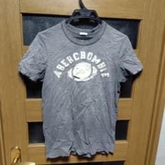 Abercrombie & Fitch Tシャツ グレー Sのサムネイル