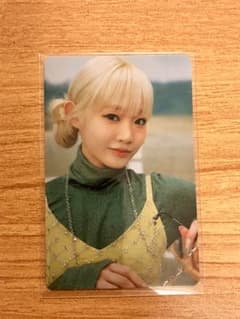 ME:I ミーアイ 飯田栞月 お守りカードのサムネイル