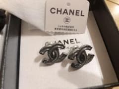 ru&yu様専用シャネルピアス美品のサムネイル