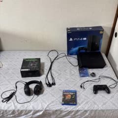 PS4 Pro 本体 1TB ゲーミングヘッドセット付きのサムネイル