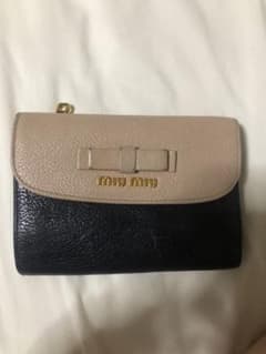 最終お値打ち価格  miumiu ミュウミュウ 財布のサムネイル