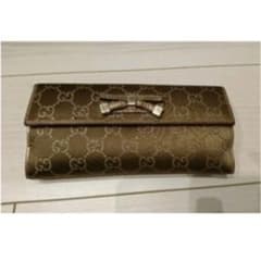 GUCCI グッチ 長財布　最終値下げのサムネイル