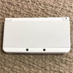 美品 new3DS 本体のサムネイル