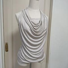 アンナルナ お洒落なトップス 美品♪のサムネイル