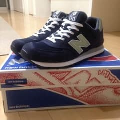 ニューバランス574のサムネイル