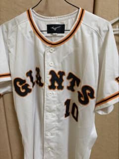 中田翔　ユニフォームのサムネイル