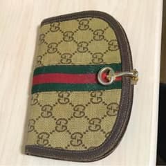 財布のサムネイル