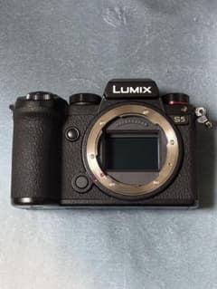 ス*☆様 Panasonic LUMIX S5 ショット数約3700回 ス*☆様 Panasonic LUMIX S5 ショット数約3700回 - メルカリ