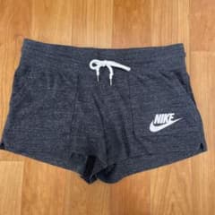 NIKEショートパンツ160cm 小柄な女性にものサムネイル