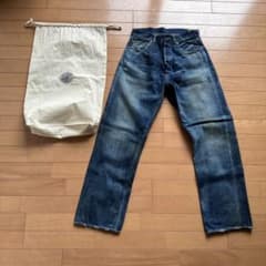 ダークブルーストレートデニム 保存袋付き - メルカリ
