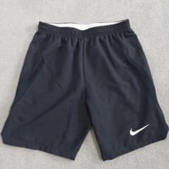 ナイキ　DRY-FIT　ハーフパンツのサムネイル