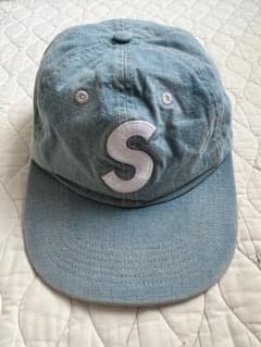 【週末限定最終値下げ中】 supreme Sキャップのサムネイル