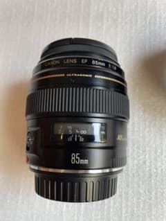 Canon 単焦点レンズ EF85mm F1.8 USM フルサイズ対応のサムネイル
