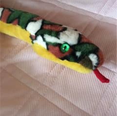 へび ぬいぐるみのサムネイル