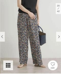 【新品】ドアーズ  フラワープリントドライタッチリラックスパンツのサムネイル
