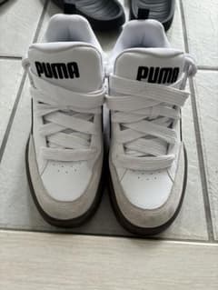 PUMA ホワイト ブラック スニーカーのサムネイル
