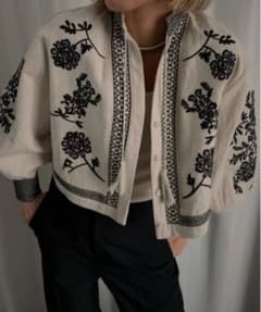 2607043 MEDI VINTAGE FLOWER EMBROIDERY - メルカリ