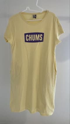 CHUMS イエロー ロゴプリントワンピース　レディースMのサムネイル