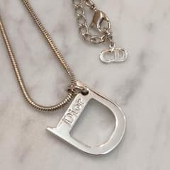 Christian Dior ディオール Dロゴ ネックレス シルバーカラー - メルカリ