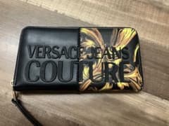 VERSACE JEANS COUTURE 長財布 ブラック ゴールド - メルカリ