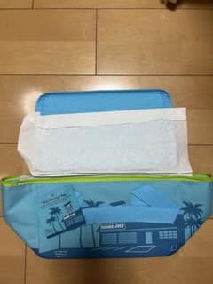 Trader Joe's ミニ保冷バッグ ブルーのサムネイル