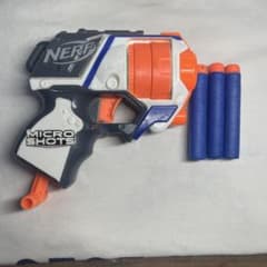NERF MICRO SHOTSトイガン本体と球3個のサムネイル