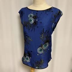 ZARA シルク花柄ブラウスのサムネイル