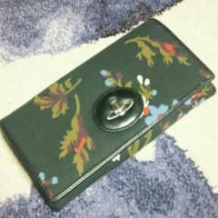 ヴィヴィアン 花柄長財布のサムネイル