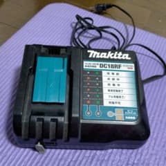 シリキ様専用　マキタ　充電器のサムネイル