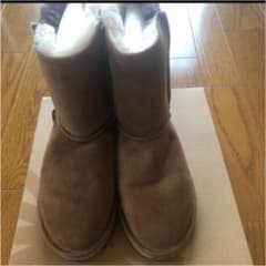 UGG アグ ムートンブーツのサムネイル
