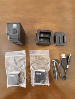 GoPro HERO9 Black 本体 バッテリー 充電器セット - メルカリ