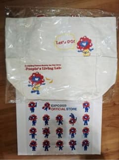 【新品未使用】ミャクミャク　ミニオンズ　トートバックのサムネイル