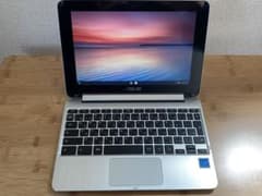 ASUS Chromebook C100P 2016年製のサムネイル