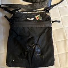 PALACE パレス ショルダーバッグ サコッシュ ブラックのサムネイル