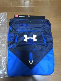 アンダーアーマー　リュック　新品、未使用タグ付きのサムネイル