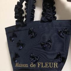 メゾンドフルール♡限定フリルハンドルトートのサムネイル