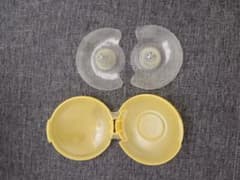 medela ニップルシールド 24mm ケース付きのサムネイル