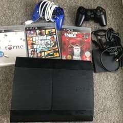 ps3 本体 ソフト3本セット！のサムネイル