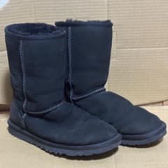 UGG ブラックムートンブーツのサムネイル