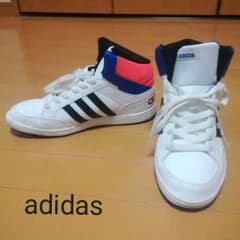 adidas アディダス ハイカットスニーカーのサムネイル