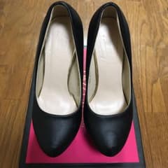 dazzy store 黒パンプスのサムネイル