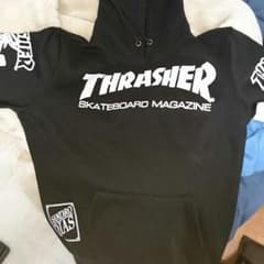 THRASHERのパーカーのサムネイル